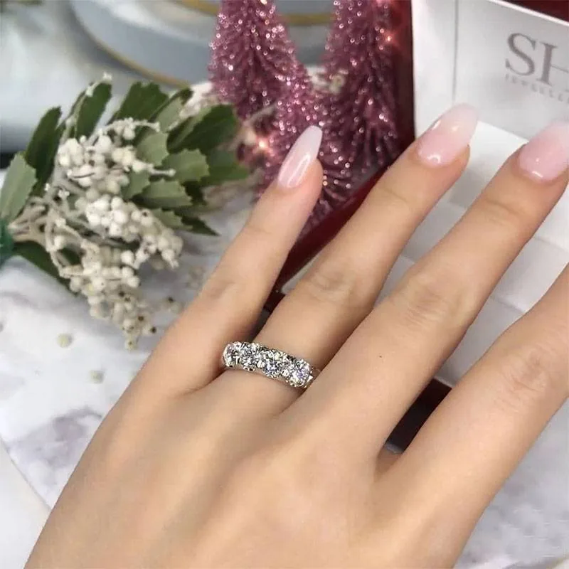 Handmade 5-stone Round Brilliant Cut Wedding Band in Sterling Silver