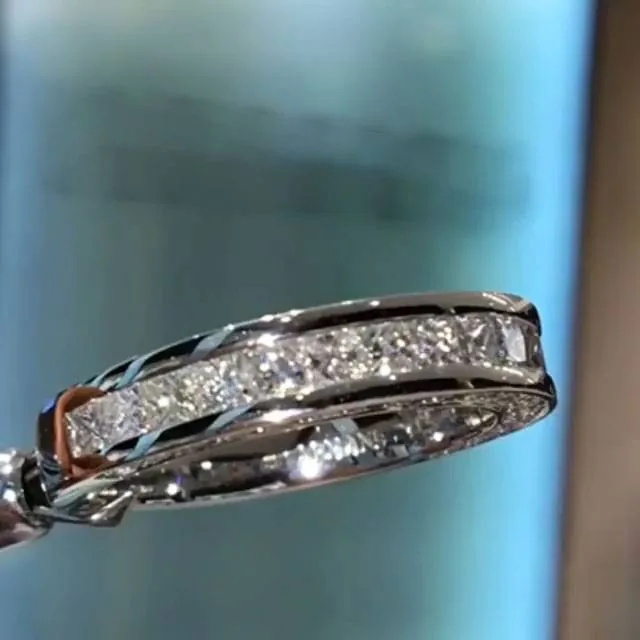 Handmade 3D Stone Princess and Round Cut Wedding Band