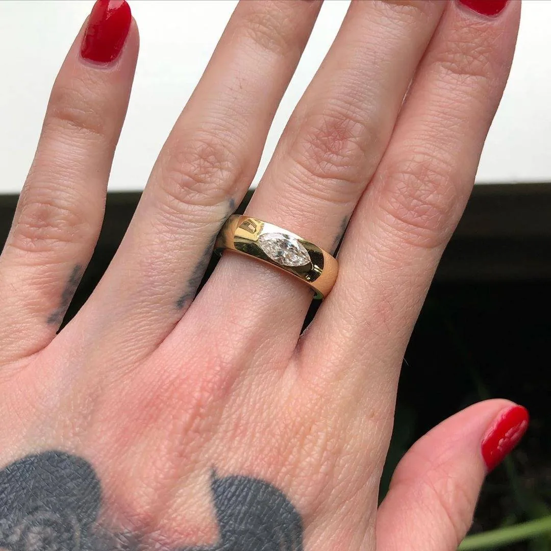 Handmade 0.87ct Marquise Stone Ring In Yellow Gold