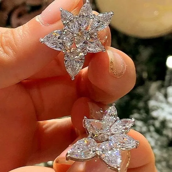 4.5 ct Diamond Stud Earrings in 925 Silver