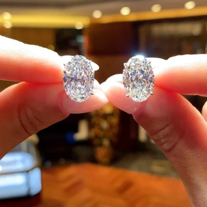 Handmade 3ct Oval Cut Diamond Earstuds