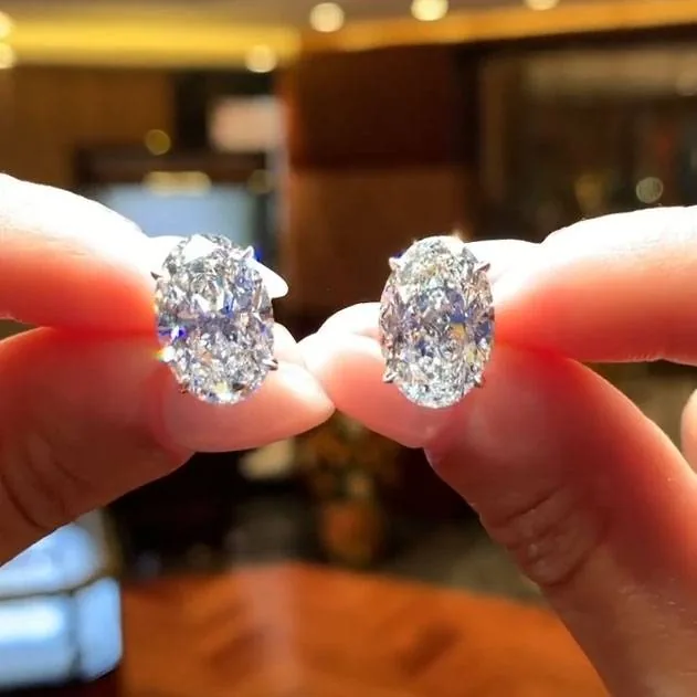 Handmade 3ct Oval Cut Diamond Earstuds