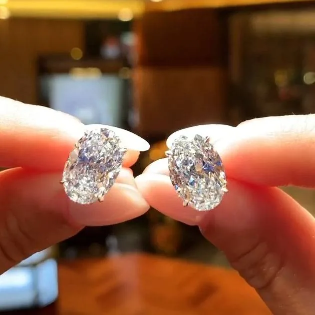 Handmade 3ct Oval Cut Diamond Earstuds