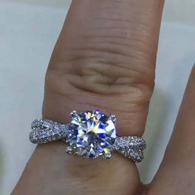 Handmade 1.5 Ct Twist Round Cut Engagement Ring