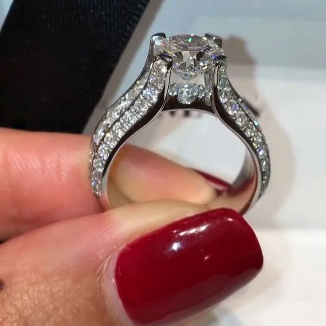 Handmade 2.0 Ct Round Cut with Sidestone Width Engagement Ring