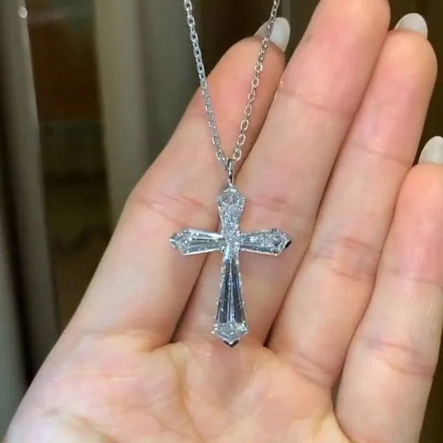 Handmade Stunning Design Cross Pendant Necklace
