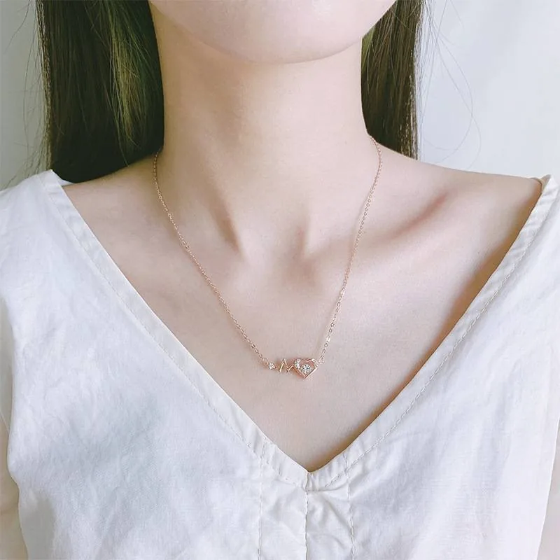 Fashion Heart-beating Necklace Halloween Gift