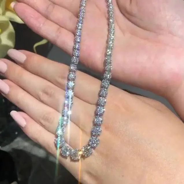 Fashion Luxury Round Brilliant Lab-created White Sapphire Necklace