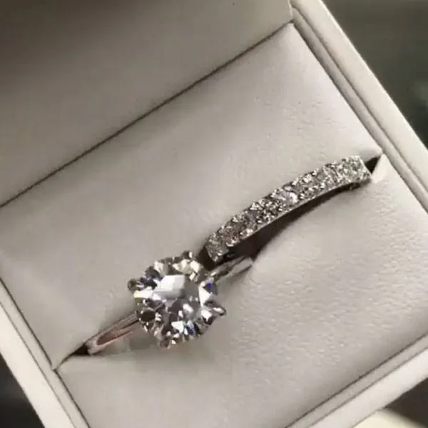 Handmade 1.5 Ct Classic Brilliant Cut Sterling Silver Ring Set