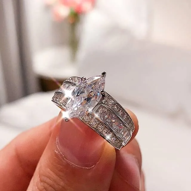 Handmade 1.5 ct Marquise Cut Engagement Ring