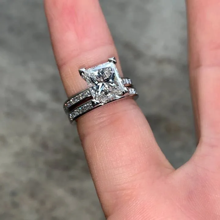 Handmade 1.5 CT Princess Cut Lab-created Gemstone Ring Set in Sterling Silver