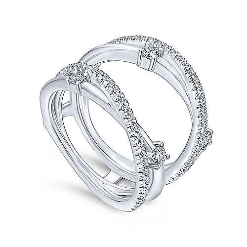 Handmade 2 CT Round Cut Brillant Halo Wedding Set with Matching Band