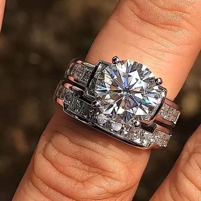 3.0Ct Round Colorless with Princess Sidestones Wedding Ring Set