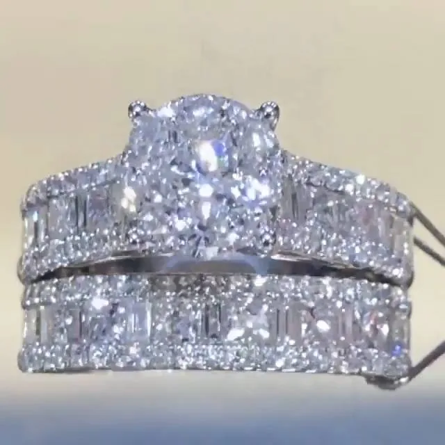 Handmade 1.5 CT Round Shape Stunning Engagement Ring